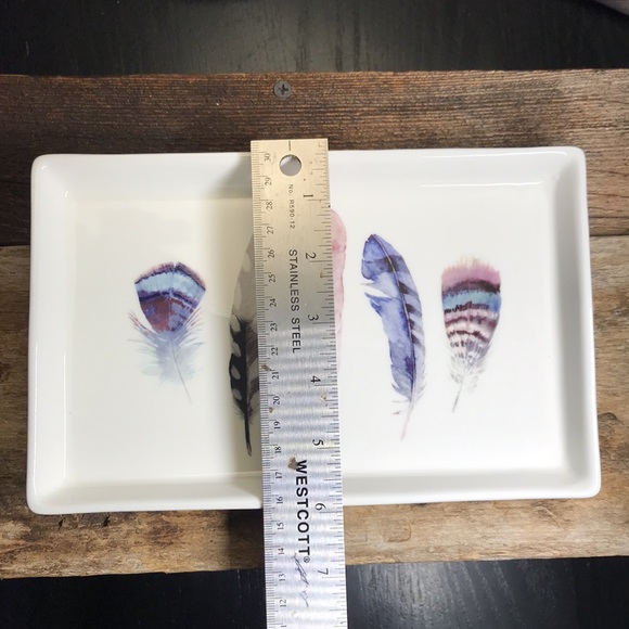Feather print ceramic plate by Indigo - Picture 7 of 8
